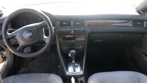 AUDI A6 BERLINA (4B2) — автомобиль-донор на запчасти 