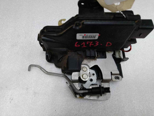  CERRADURA PUERTA DELANTERA DERECHA AUDI A6 AVANT (4B5) 