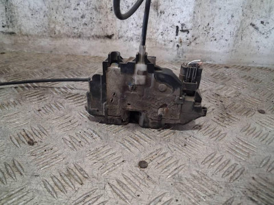 CERRADURA PUERTA TRASERA IZQUIERDA
