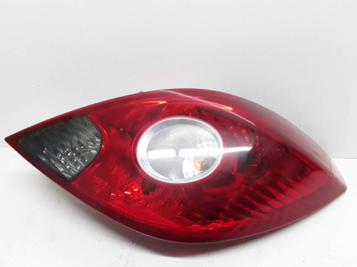 PILOTO TRASERO DERECHO OPEL CORSA D 