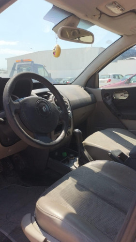 RENAULT MEGANE II BERLINA 5P — автомобиль-донор на запчасти 
