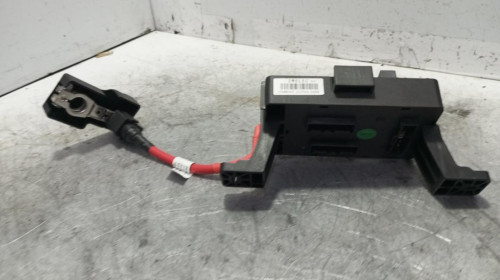 CAJA RELES / FUSIBLES MG HS 