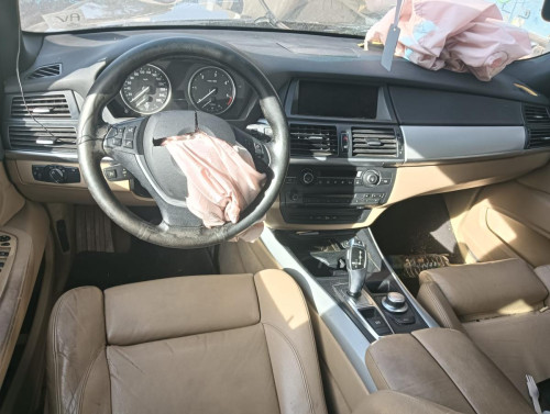 BMW SERIE X5 (E70) — автомобиль-донор на запчасти 