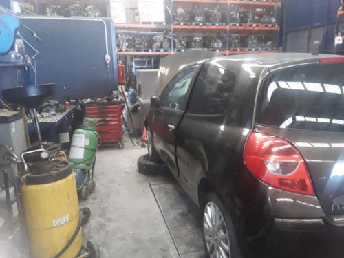  RENAULT CLIO III 
