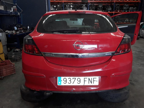  OPEL ASTRA H GTC 