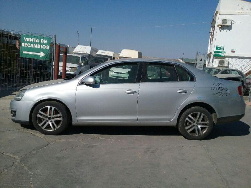  VOLKSWAGEN JETTA V (1K2) 
