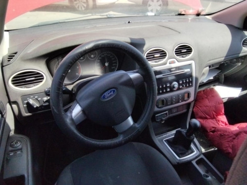  FORD FOCUS BERLINA (CAP) 