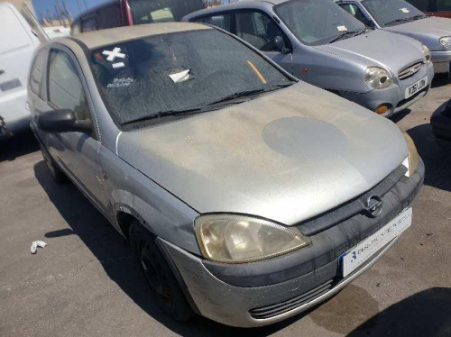 OPEL CORSA C — vehículo donante para recambios 