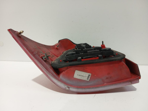PILOTO TRASERO DERECHO Volkswagen GOLF IV BERLINA (1J1)(10.1997) 