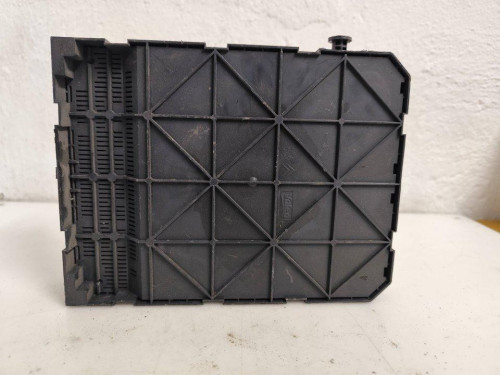 CAJA RELES / FUSIBLES PEUGEOT 207 