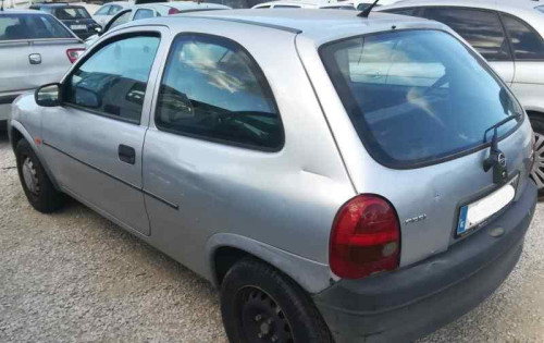  OPEL CORSA B 