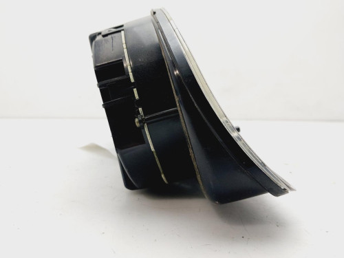 CUADRO INSTRUMENTOS Volkswagen PASSAT BERLINA (3B2) 