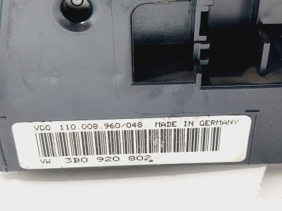 CUADRO INSTRUMENTOS, Volkswagen, PASSAT BERLINA (3B2)