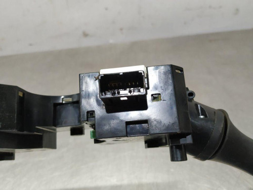  MANDO LUCES NISSAN JUKE (F15E) 