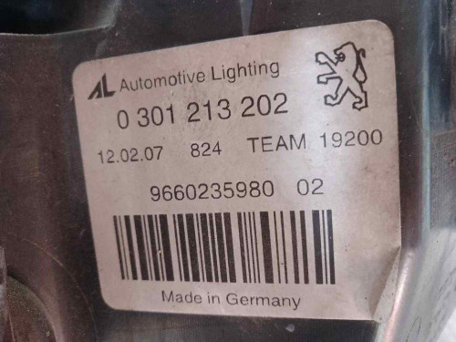 FARO DERECHO Peugeot 407 