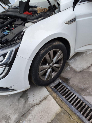 ALETA DELANTERA IZQUIERDA Renault TALISMAN SPORT TOURER 