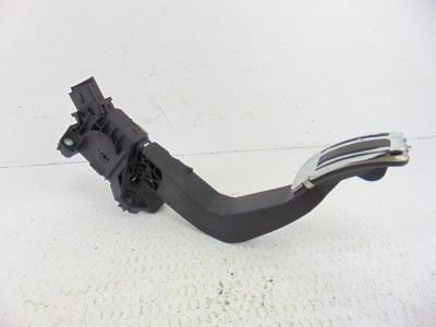 PEDAL ACELERADOR