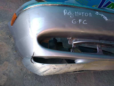 PARAGOLPES DELANTERO