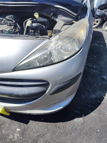 FARO IZQUIERDO Peugeot 207 