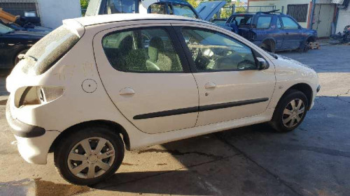 PEUGEOT 206 — автомобиль-донор на запчасти 