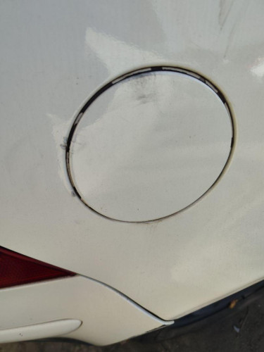 TAPA EXTERIOR COMBUSTIBLE Volkswagen GOLF IV BERLINA (1J1)(10.1997) 