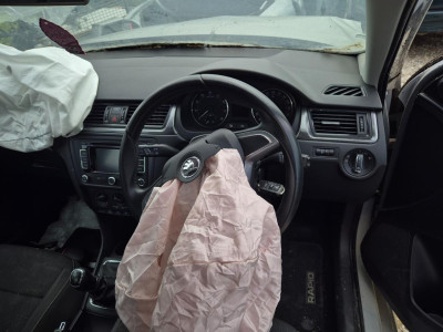 MANDO LUCES, SKODA, RAPID (NH)