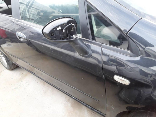 PUERTA DELANTERA DERECHA FIAT LINEA (110) 