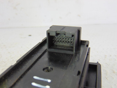 MANDO ELEVALUNAS DELANTERO IZQUIERDO, AUDI, A6 AVANT (4B5)