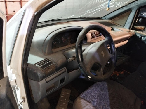 PEUGEOT EXPERT FURGÓN COMFORT (1995) — автомобиль-донор на запчасти 