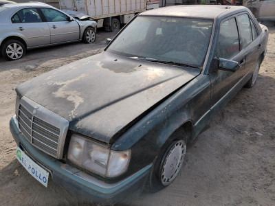 MERCEDES-BENZ CLASE E (BM 124) BERLINA