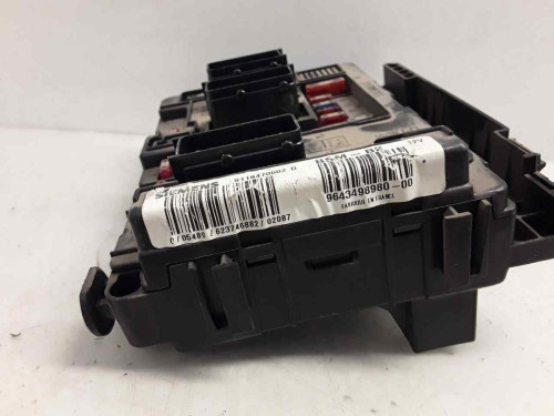 CAJA RELES / FUSIBLES PEUGEOT 206 SW 