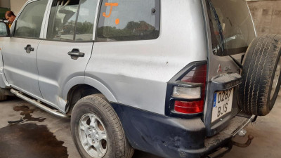 MITSUBISHI MONTERO (V60/V70)