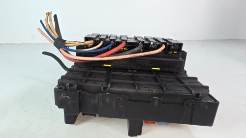  CAJA RELES / FUSIBLES PEUGEOT 206 