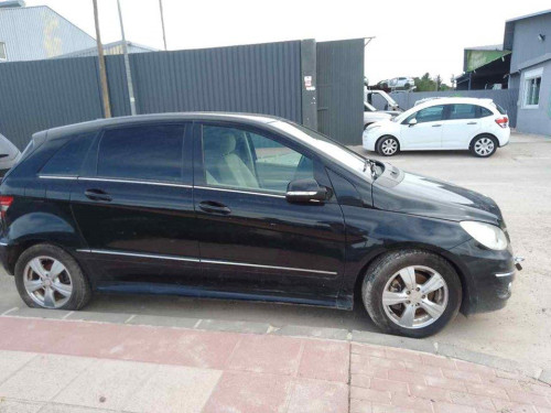 MERCEDES-BENZ CLASE B (BM 245) — автомобиль-донор на запчасти 