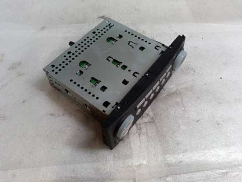  SISTEMA AUDIO / RADIO CD 