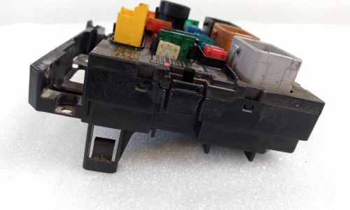  CAJA RELES / FUSIBLES CITROEN C2 