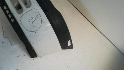  PARAGOLPES DELANTERO 