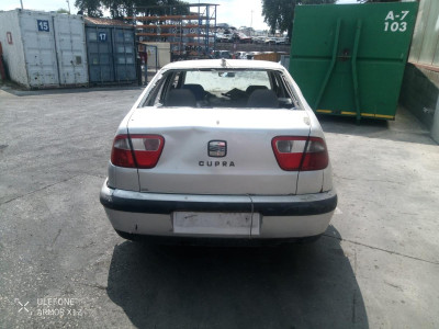 SEAT CORDOBA BERLINA (6K2)