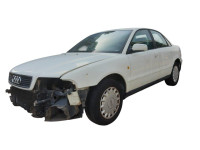 AUDI A4 BERLINA (B5)