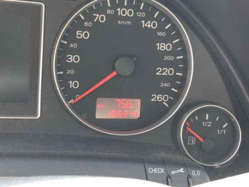 AUDI A4 AVANT (8E) de segunda mano