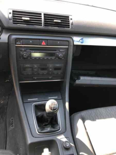 AUDI A4 AVANT (8E) de segunda mano