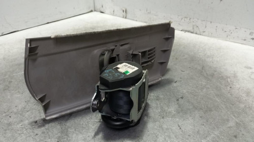 CINTURON SEGURIDAD DELANTERO DERECHO Audi A4 BERLINA (8E) 