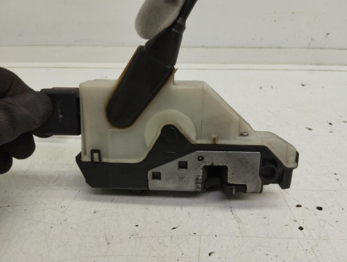  CERRADURA PUERTA DELANTERA DERECHA Peugeot 208 