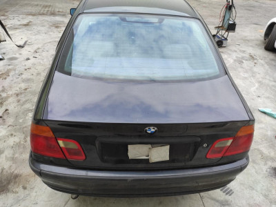 BMW SERIE 3 BERLINA (E46)