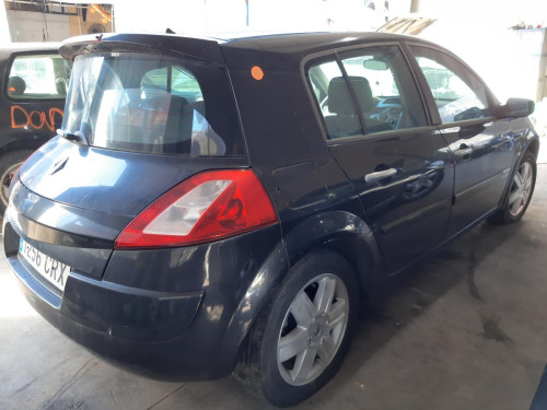  RENAULT MEGANE II BERLINA 5P 