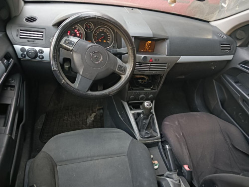 OPEL ASTRA H BERLINA — автомобиль-донор на запчасти 