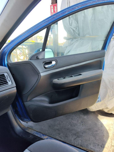 GUARNECIDO PUERTA DELANTERA DERECHA Peugeot 307 (S1)(04.2001) 