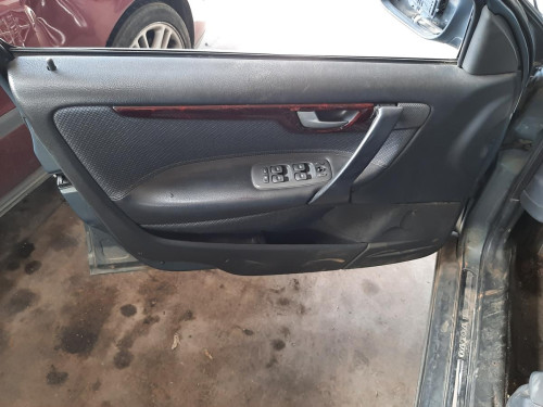  VOLVO S60 BERLINA 