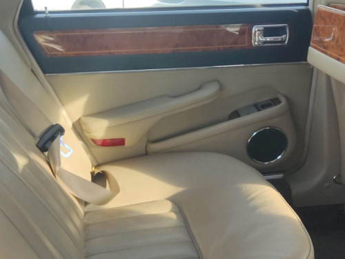  GUARNECIDO PUERTA TRASERA IZQUIERDA JAGUAR XJ 