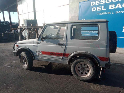 SUZUKI SAMURAI (SJ)